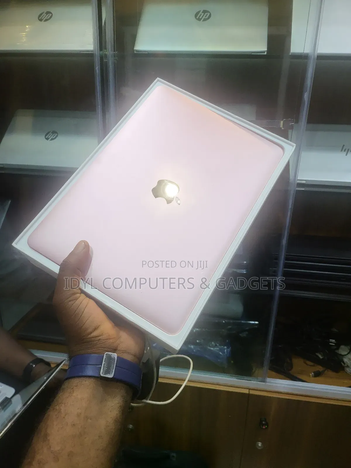 Laptop Apple MacBook 2016 8GB Intel Core M3 SSD 256GB