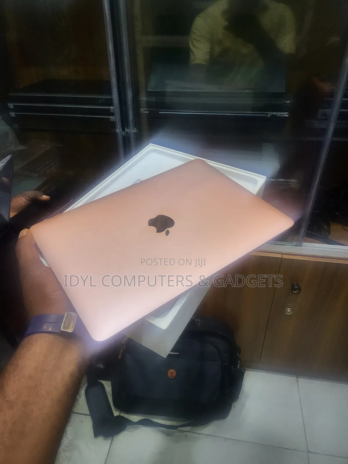 Laptop Apple MacBook 2016 8GB Intel Core M3 SSD 256GB