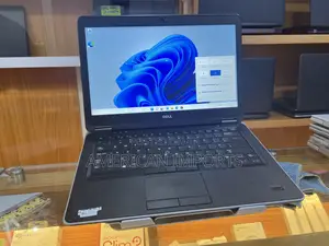 Laptop Dell Latitude 7440 8GB Intel Core I7 SSD 256GB