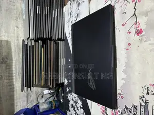 Laptop Asus ROG Strix SCAR Edition 32GB AMD Ryzen 9 SSD 1T