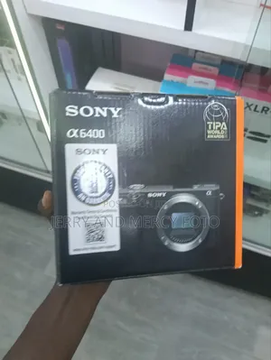 Sony A6400l With Lens 16-50mm