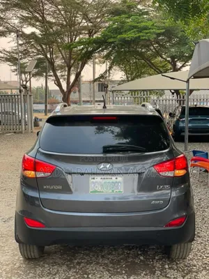 Hyundai Tucson 2012 Gray
