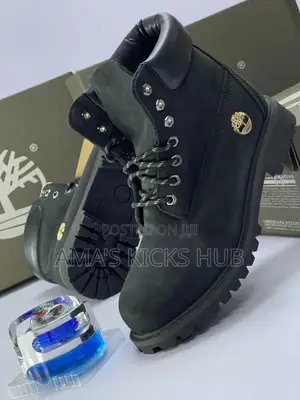 Original Leather Timberland Available
