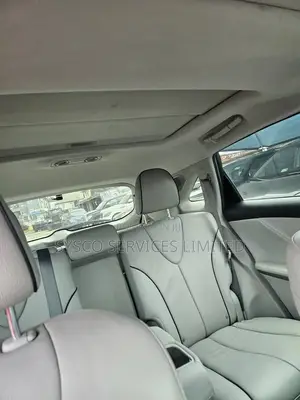 Toyota Venza XLE AWD 2013 White