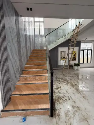 5bdrm Duplex in Ajah Estate for sale