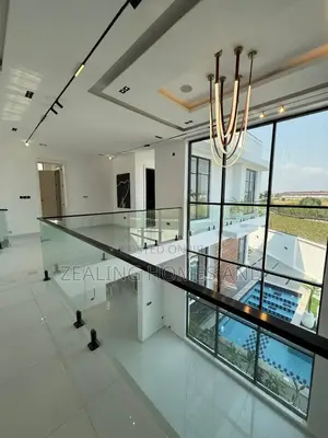 5bdrm Duplex in Chevron Lekki, for sale