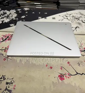 Laptop Asus ROG Zephyrus G14 32GB AMD Ryzen 9 SSD 1T