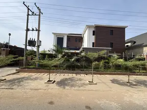 Furnished 6bdrm Apartment in Bunkoro for sale