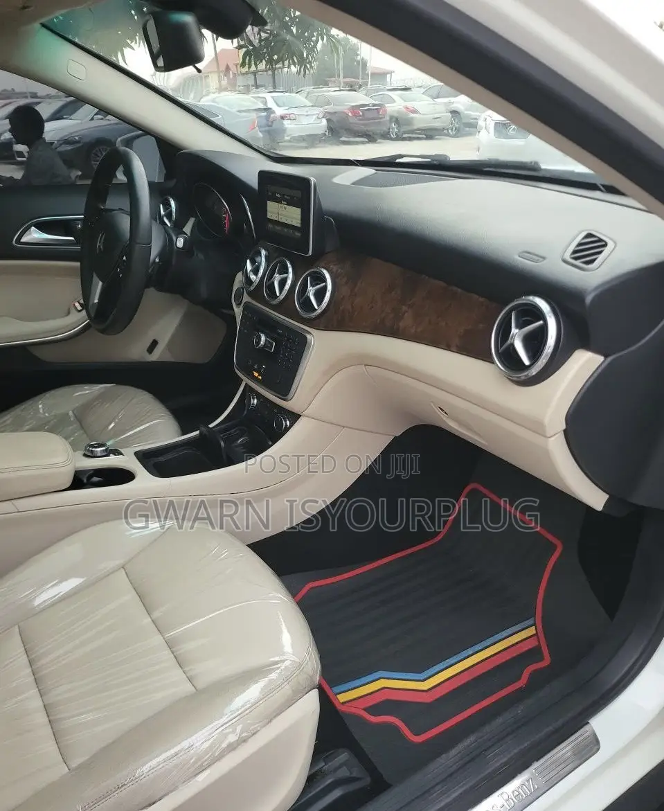 Mercedes-Benz GLA 250 2016 White