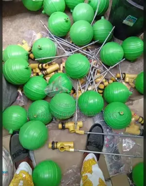 1" Plastic Green Float Valves for Water Tanks.