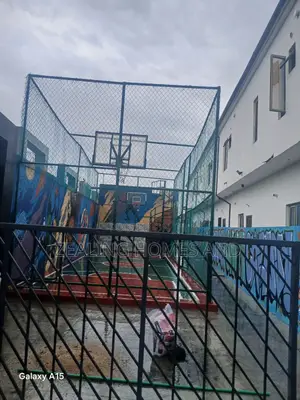 4bdrm Duplex in Pantheon Bridge, Chevron for sale