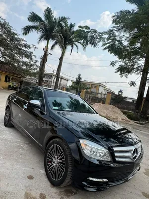 Mercedes-Benz C300 Sport 4Matic Sedan AWD (3.0L 6cyl 7A) 2011 Black