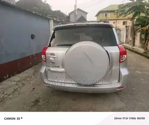 Toyota RAV4 2008 Silver