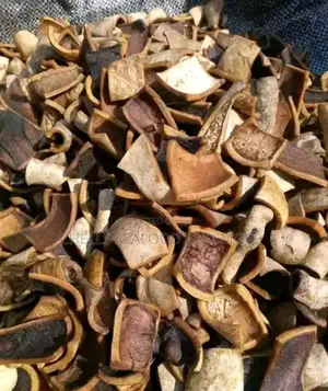 White Kpomo (Cow Skin)