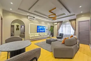 Denver 2 Bedroom Apartment With Ps5 and Swimming Pool