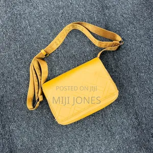 *🌞 Sunsilk Crossbody Bag – Stylish & Sun‐Ready 🌞*