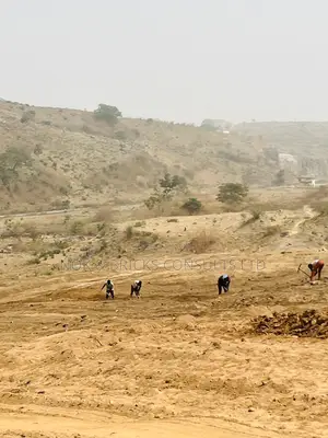 Discounted Plot On Hilltop