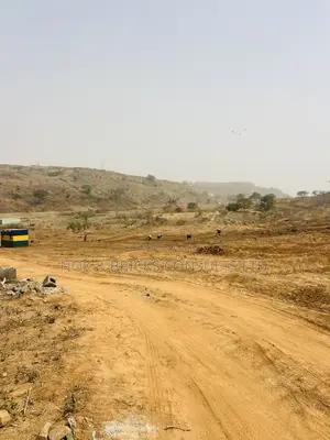 Discounted Plot On Hilltop