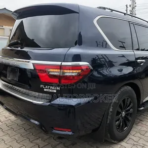 Nissan Patrol 2017 Blue