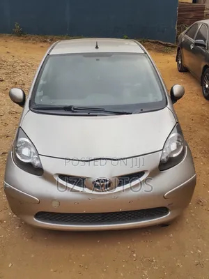 Toyota Aygo 1.0 5-Door 2008 Gray