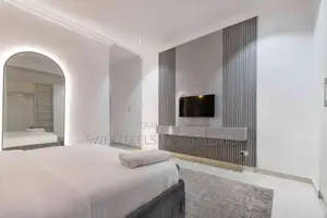 Grey Heaven 3 Bedroom Apartment With Snooker Board And Pool