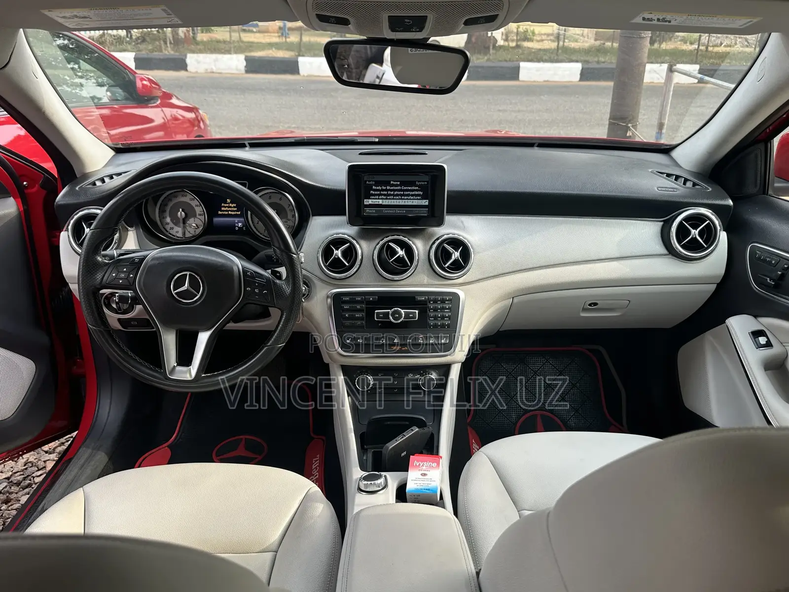 Mercedes-Benz GLA 250 2016 Red