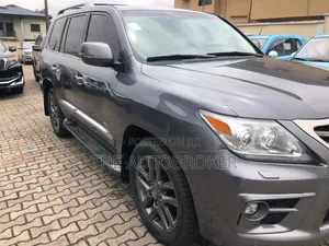 Lexus LX 2015 Gray