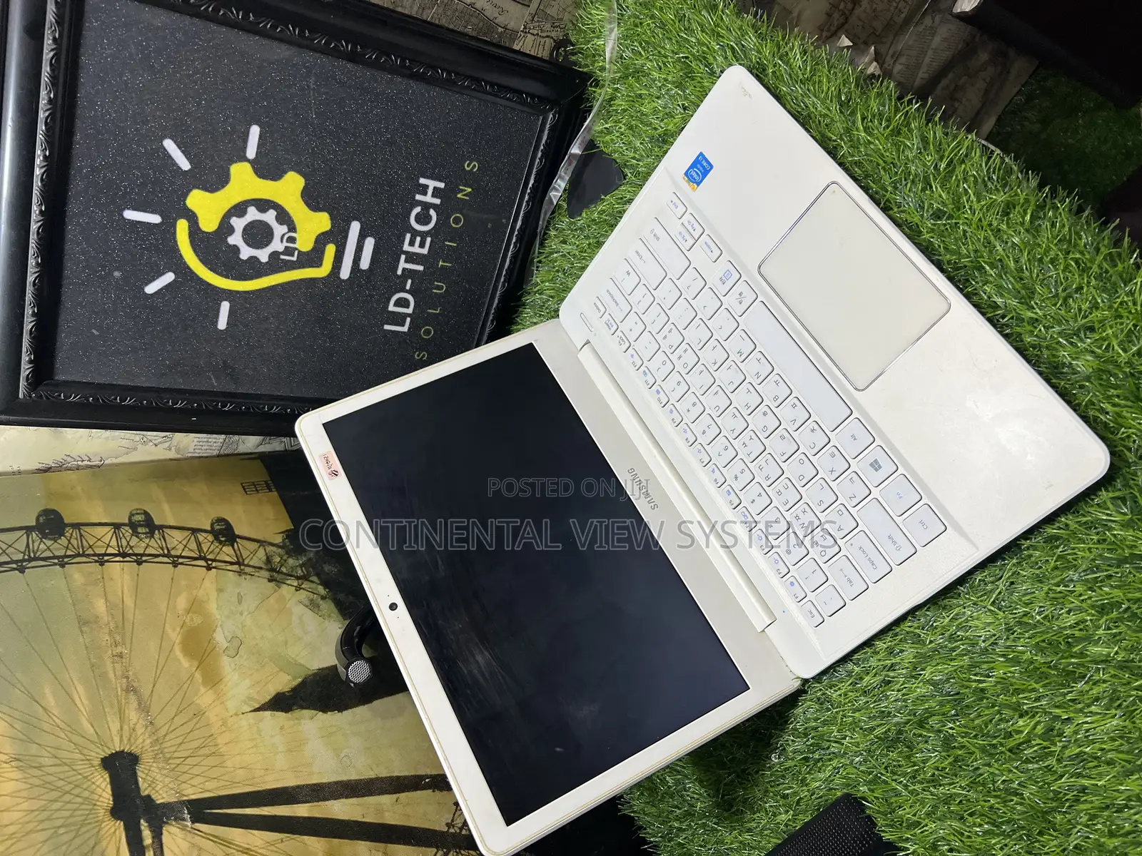 Laptop Samsung Ativ Smart PC 4GB Intel Core i3 SSD 128GB