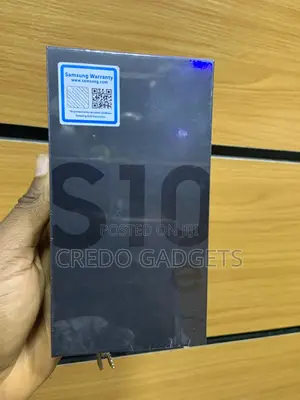 New Samsung Galaxy S10e 128 GB Black
