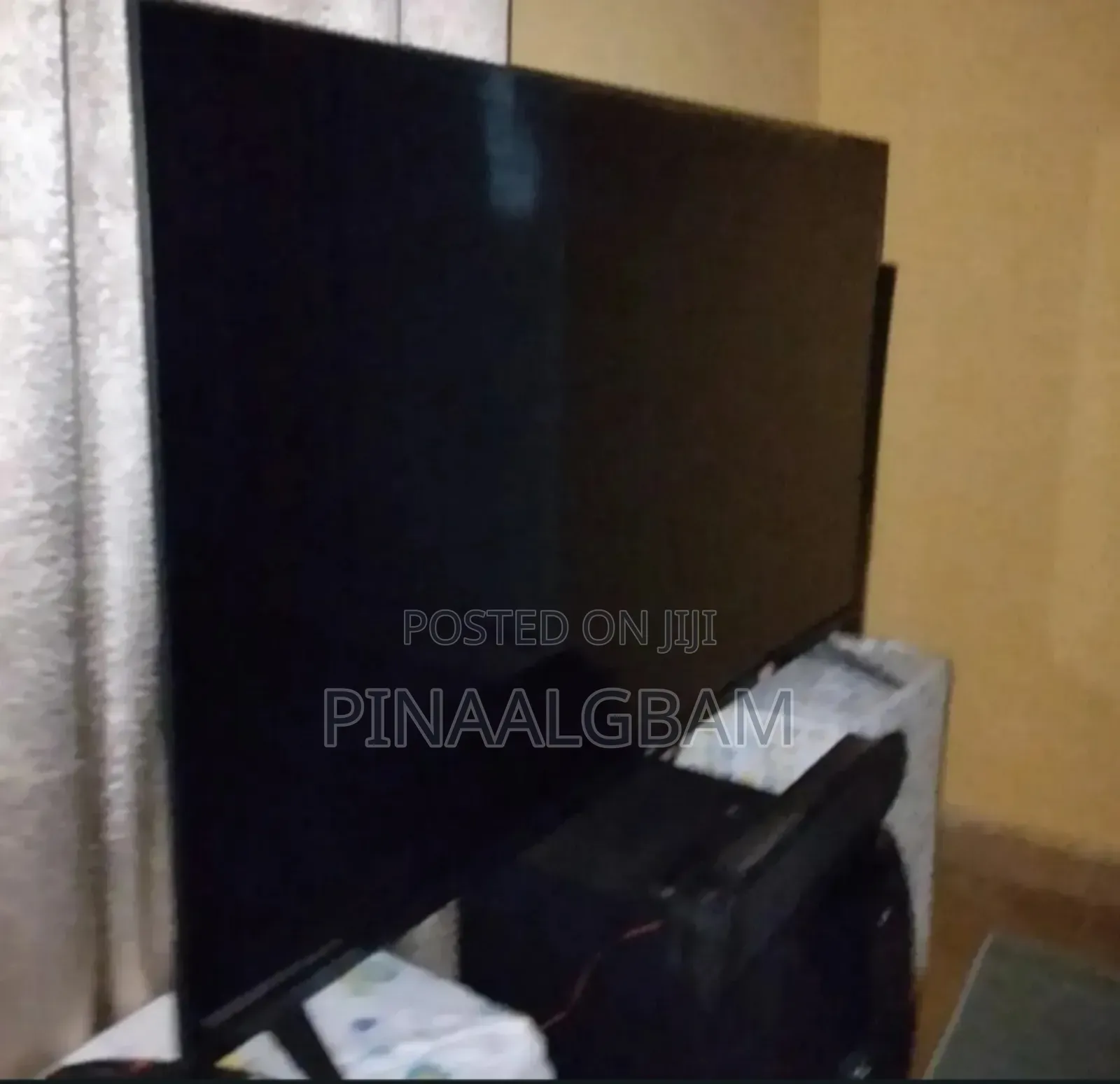 Frameless 50inches Smart Tv