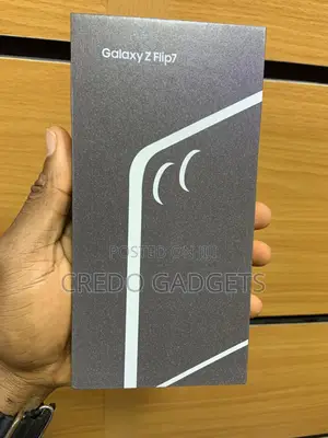 New Samsung Galaxy Z Flip7 256 GB Black