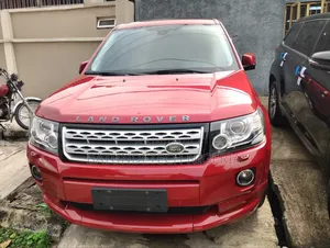 Land Rover Freelander SV Premium 2014 Red