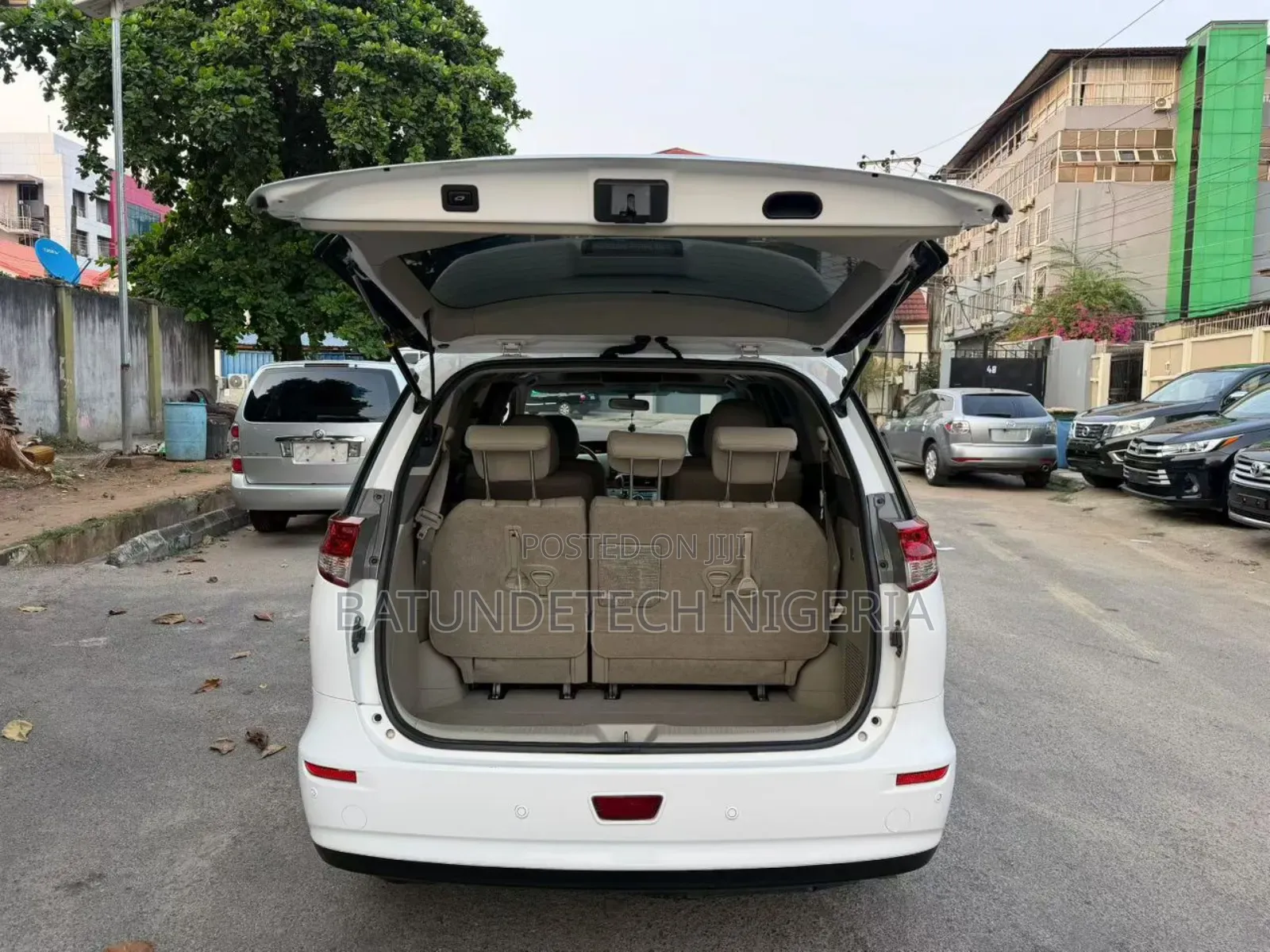 Toyota Previa 2.4 SE 2012 White