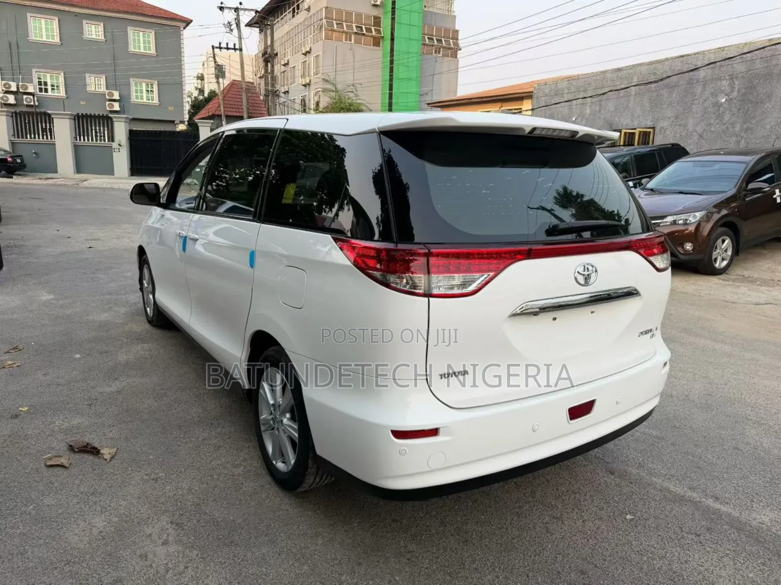 Toyota Previa 2.4 SE 2012 White