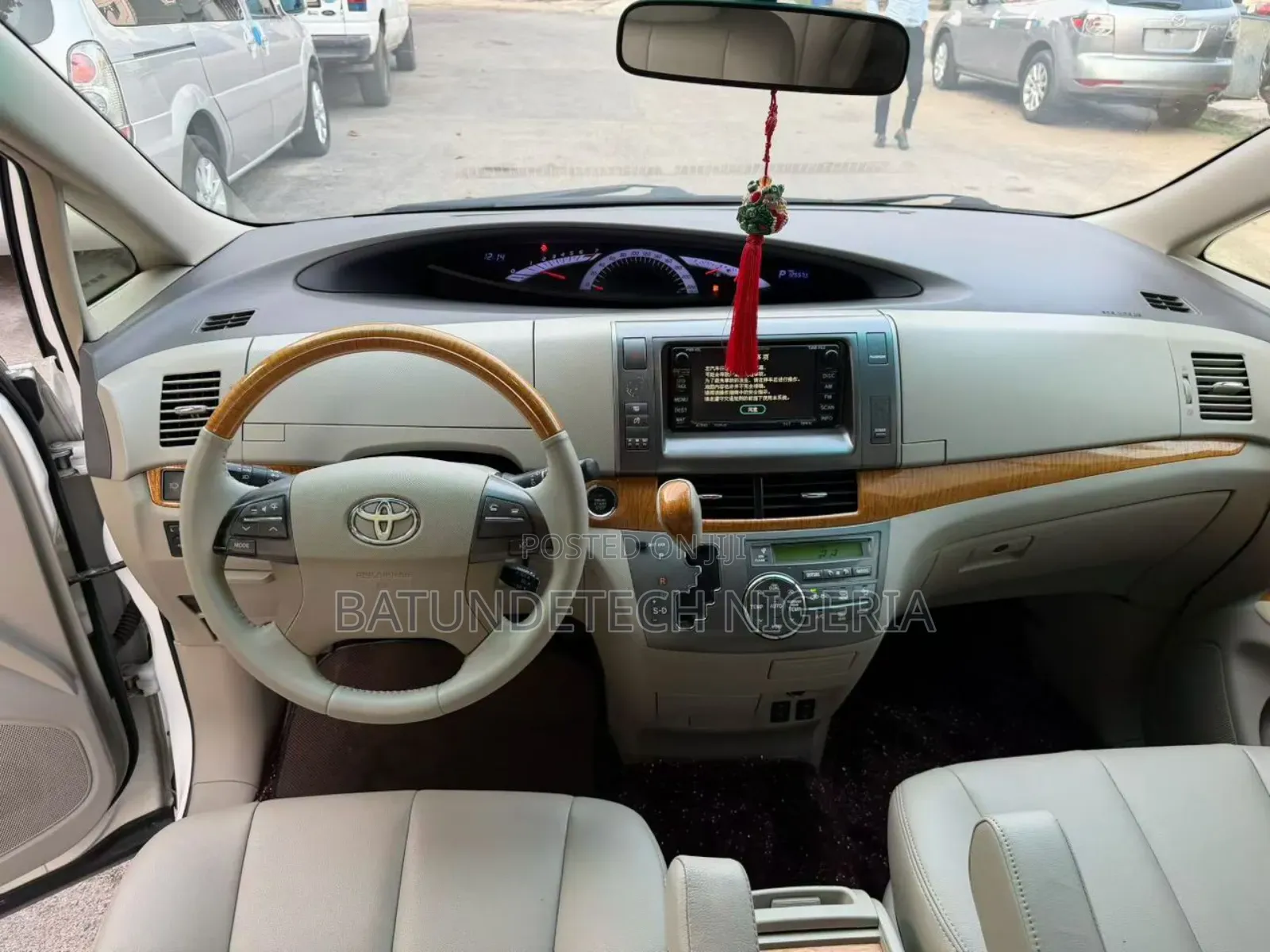 Toyota Previa 2.4 SE 2012 White
