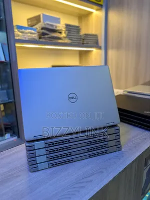 Laptop Dell Latitude 5320 32GB Intel Core I7 SSD 512GB
