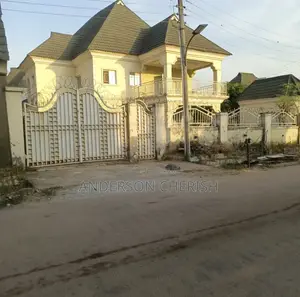4bdrm Duplex in Life Camp for sale