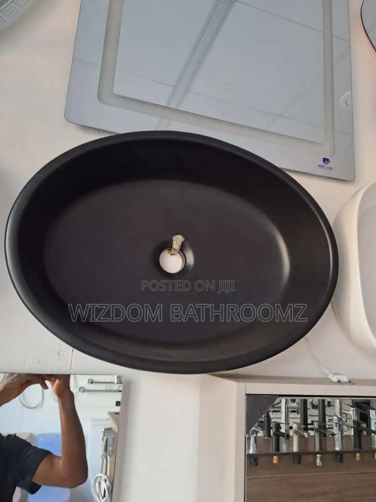 Back Cabinet Basin