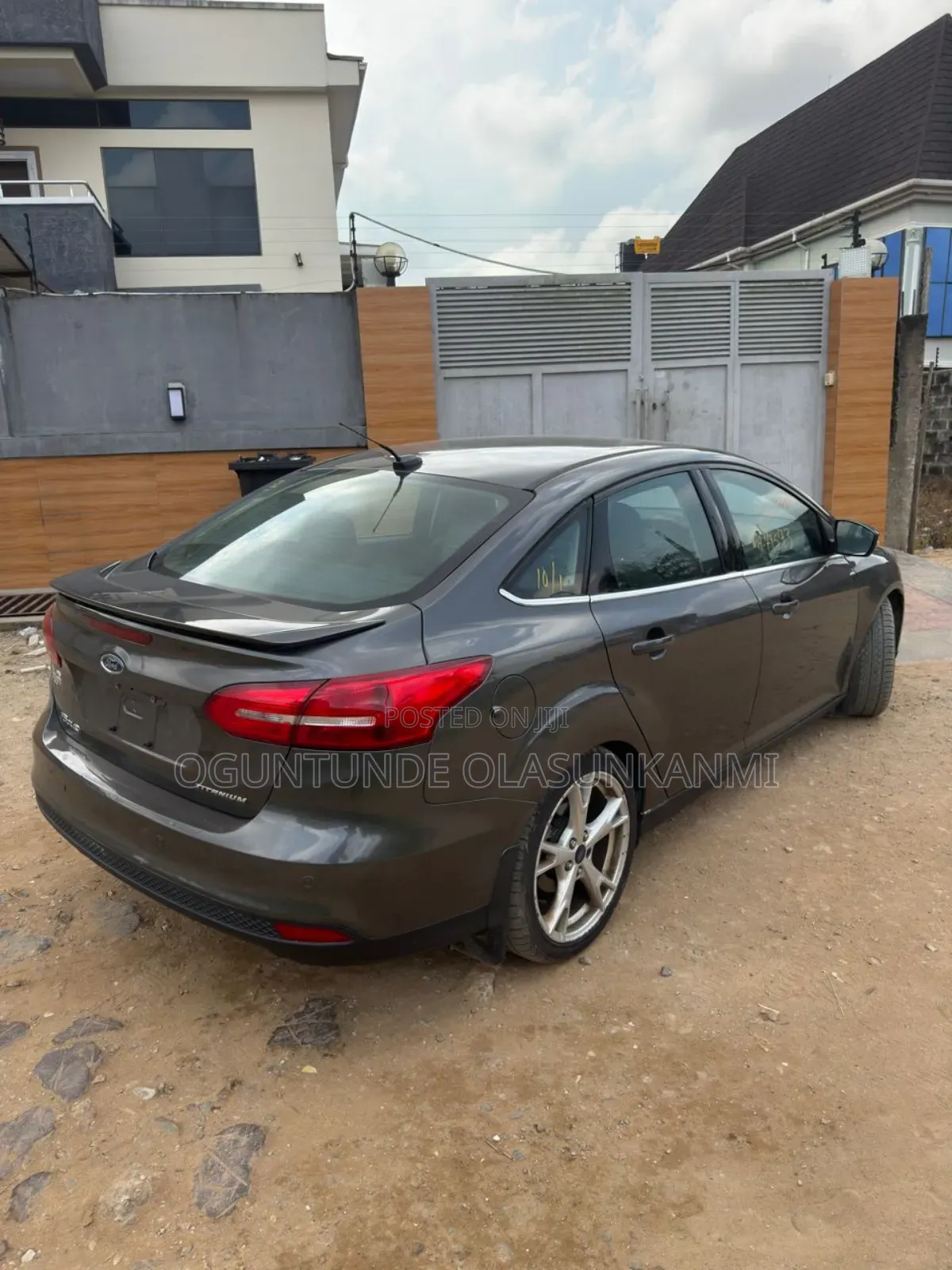 Ford Focus 2016 Gray