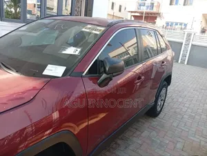 Toyota RAV4 2019 Red