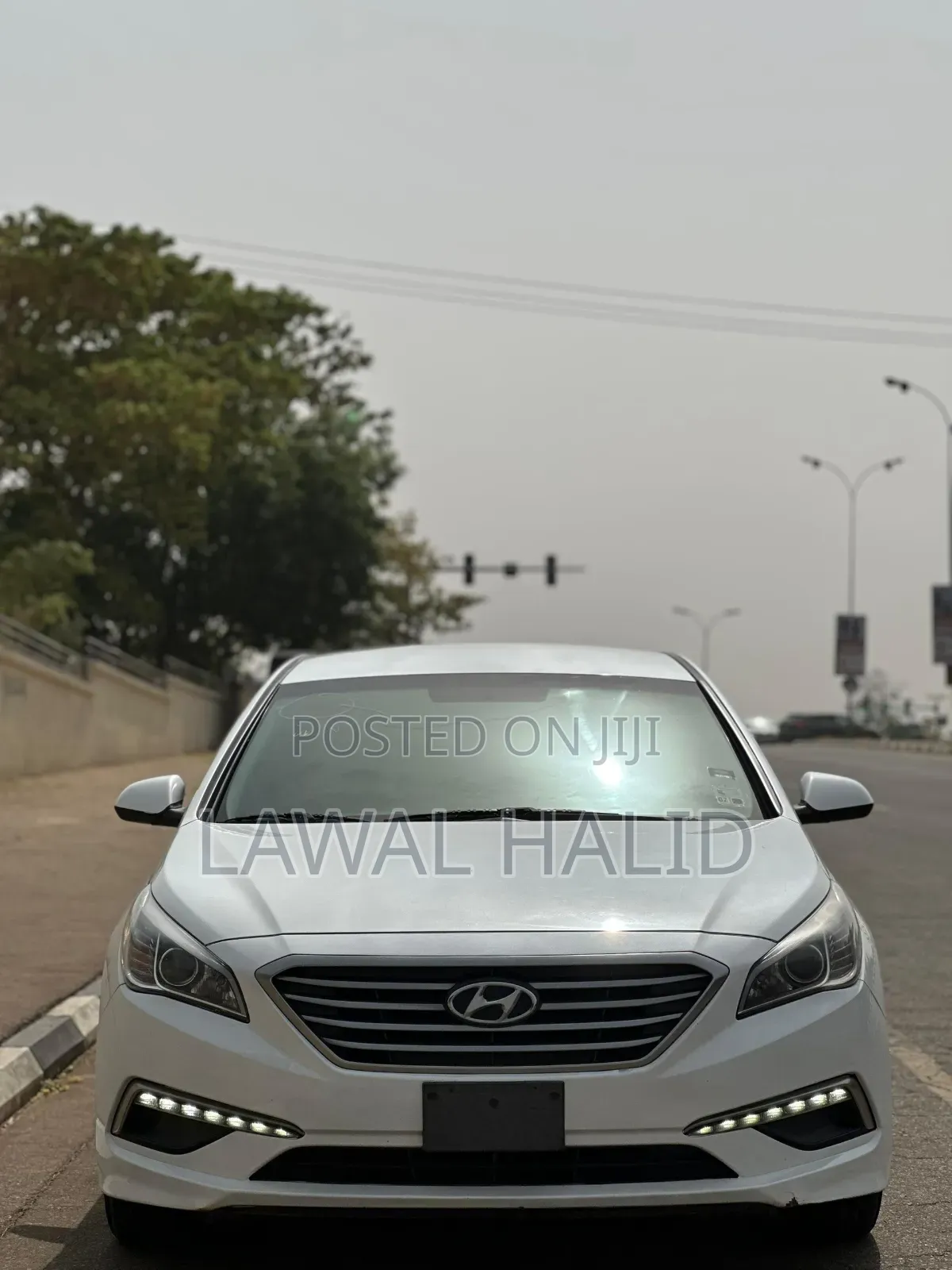 2016 Hyundai Sonata Base Sedan FWD (2.4L 4cyl 6A)