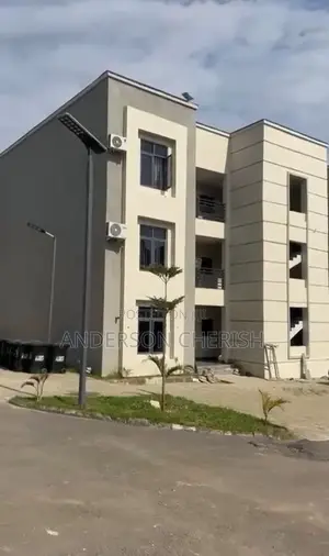 3bdrm Block of Flats in Life Camp for sale