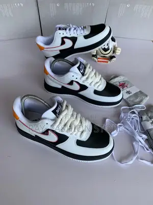 Unisex Sneakers