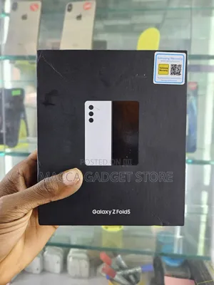 New Samsung Galaxy Z Fold 5 256 GB Black