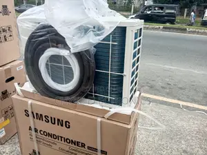 Hisense AC 1hp White
