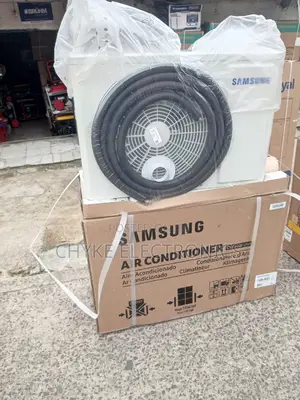 Hisense Ac 1hp White