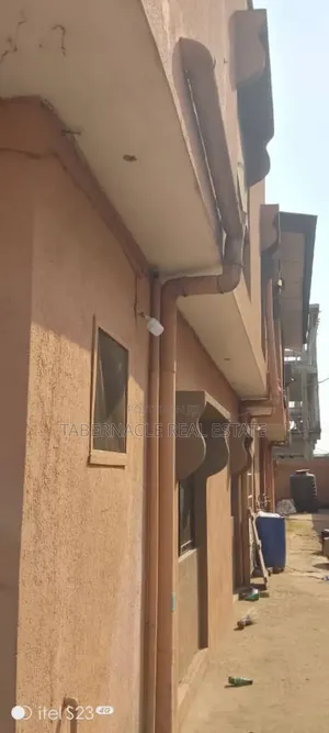 3bdrm Apartment in Benson Garage for rent