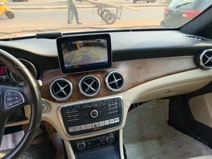 Mercedes-Benz GLA 250 2018 White