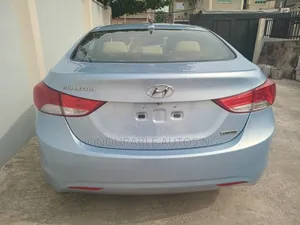 Hyundai Elantra Limited 2012 Blue