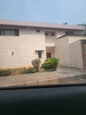 5bdrm Duplex in Ikoyi for rent